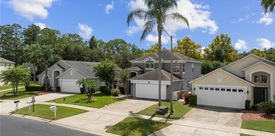 Villa ou maison à Kissimmee, Floride 5 chambres, 215.25 m2 № 2429669