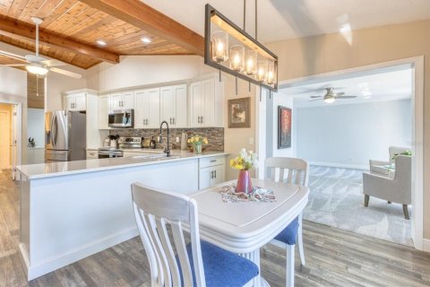 Снять в аренду виллу или дом в Ларго, Флорида 5 комнат, 211.91м2, № 1590056 - фото 23