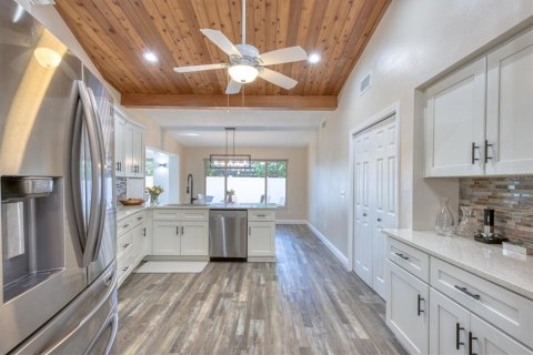 Снять в аренду виллу или дом в Ларго, Флорида 5 комнат, 211.91м2, № 1590056 - фото 14