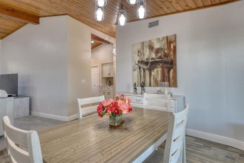 Снять в аренду виллу или дом в Ларго, Флорида 5 комнат, 211.91м2, № 1590056 - фото 13