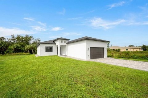 Casa en venta en North Port, Florida, 3 dormitorios, 218.78 m2 № 2410091 - foto 4
