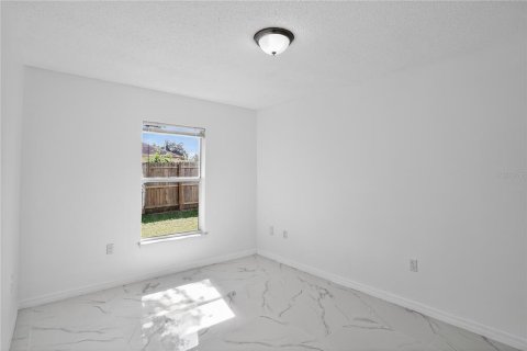 House in Kissimmee, Florida 4 bedrooms, 193.98 sq.m. № 2156114 - photo 8