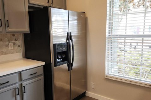 Townhouse in Orlando, Florida 2 bedrooms, 91.69 sq.m. № 1911992 - photo 13