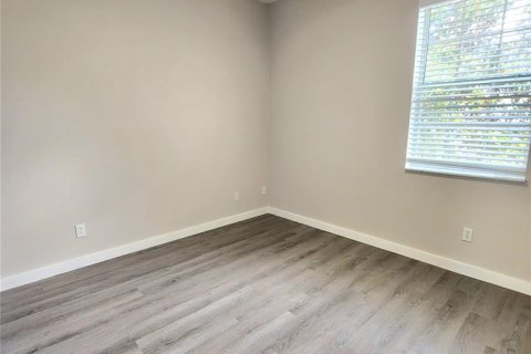 Townhouse in Orlando, Florida 2 bedrooms, 91.69 sq.m. № 1911992 - photo 23