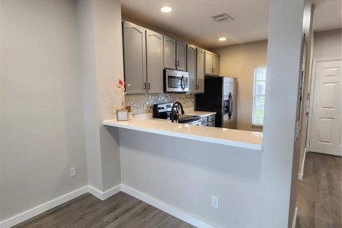 Townhouse in Orlando, Florida 2 bedrooms, 91.69 sq.m. № 1911992 - photo 8