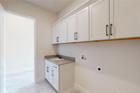 Casa en venta en Daytona Beach, Florida, 3 dormitorios, 185.15 m2 № 1900545 - foto 19