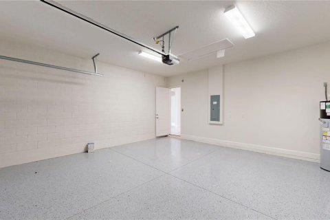 Casa en venta en Daytona Beach, Florida, 3 dormitorios, 185.15 m2 № 1900545 - foto 27