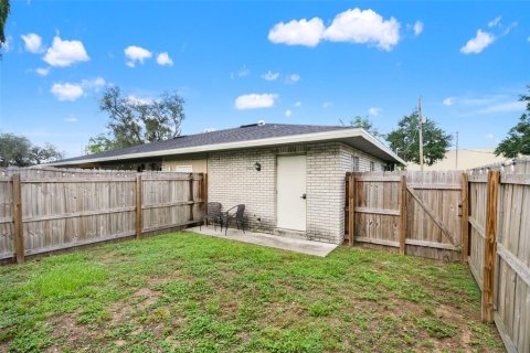 Appartement à louer à Brandon, Floride: 2 chambres, 80.55 m2 № 2415276 - photo 19