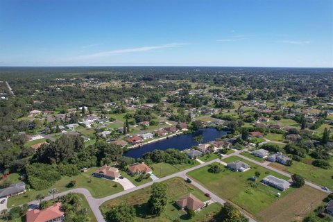 Villa ou maison à vendre à North Port, Floride: 3 chambres, 168.52 m2 № 2309055 - photo 6