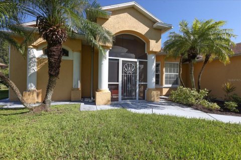 Villa ou maison à vendre à North Port, Floride: 3 chambres, 168.52 m2 № 2309055 - photo 13