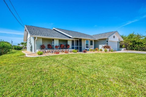 House in Englewood, Florida 2 bedrooms, 163.79 sq.m. № 1736244 - photo 5