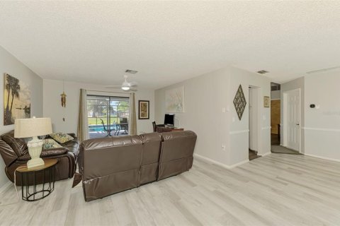 House in Englewood, Florida 2 bedrooms, 163.79 sq.m. № 1736244 - photo 15