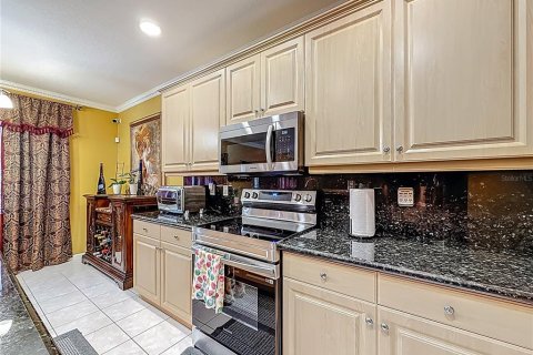 House in Miramar, Florida 3 bedrooms, 204.85 sq.m. № 1847476 - photo 20