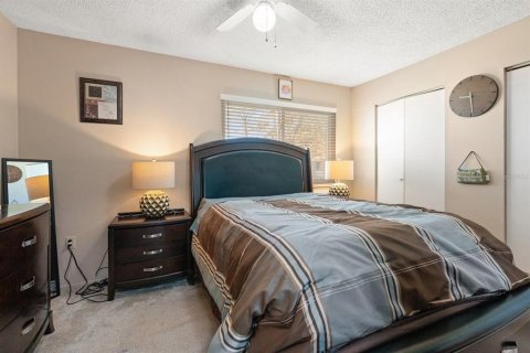 Condo in Saint Petersburg, Florida, 2 bedrooms  № 1642375 - photo 26