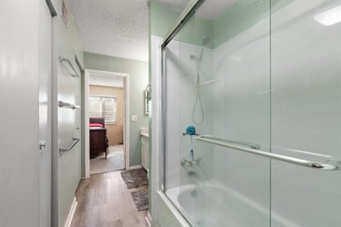 Condo in Saint Petersburg, Florida, 2 bedrooms  № 1642375 - photo 20