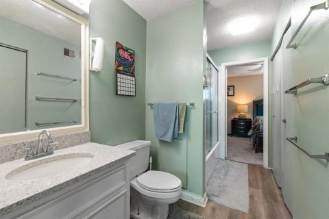 Condo in Saint Petersburg, Florida, 2 bedrooms  № 1642375 - photo 21