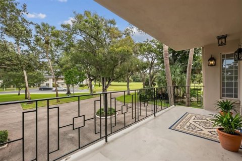 Condominio en venta en Largo, Florida, 2 dormitorios, 142.51 m2 № 2396476 - foto 3