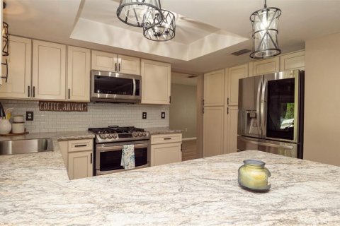 Casa en venta en Spring Hill, Florida, 2 dormitorios, 149.76 m2 № 1856195 - foto 10