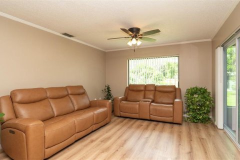 Casa en venta en Spring Hill, Florida, 2 dormitorios, 149.76 m2 № 1856195 - foto 13