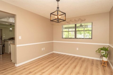 Casa en venta en Spring Hill, Florida, 2 dormitorios, 149.76 m2 № 1856195 - foto 8