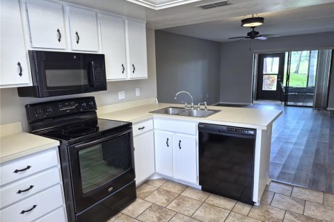 Copropriété à louer à Oldsmar, Floride: 2 chambres, 81.66 m2 № 2410108 - photo 12