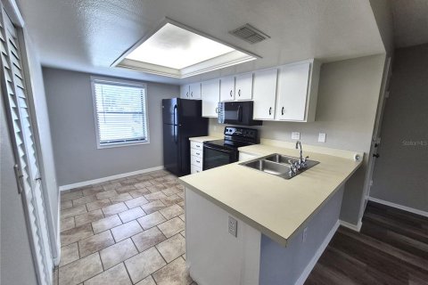Copropriété à louer à Oldsmar, Floride: 2 chambres, 81.66 m2 № 2410108 - photo 9