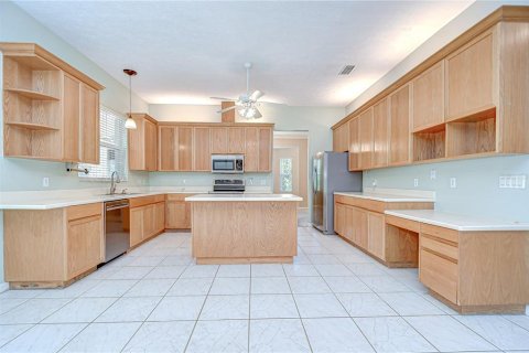 Casa en venta en Brandon, Florida, 4 dormitorios, 380.43 m2 № 1899267 - foto 13