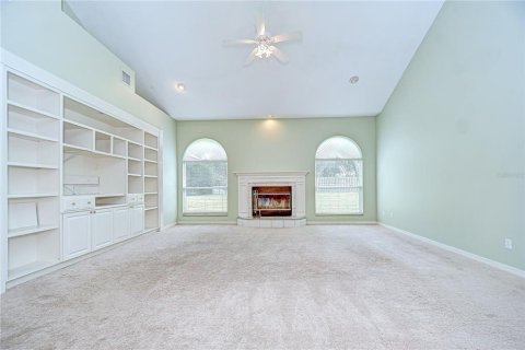 Casa en venta en Brandon, Florida, 4 dormitorios, 380.43 m2 № 1899267 - foto 19