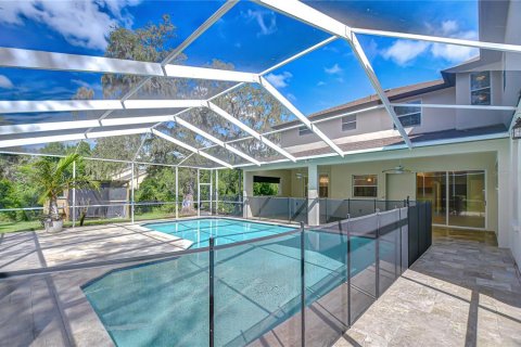 Casa en venta en Brandon, Florida, 4 dormitorios, 380.43 m2 № 1899267 - foto 6