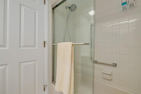 House in Palm Harbor, Florida 3 bedrooms, 118.91 sq.m. № 1566198 - photo 15