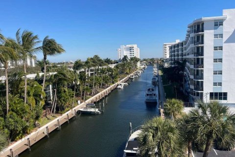Condo à Fort Lauderdale, Floride, 2 chambres  № 2080657