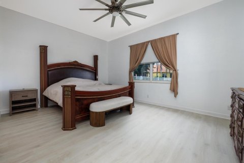 Casa en venta en Port St. Lucie, Florida, 3 dormitorios, 203.83 m2 № 2377020 - foto 22
