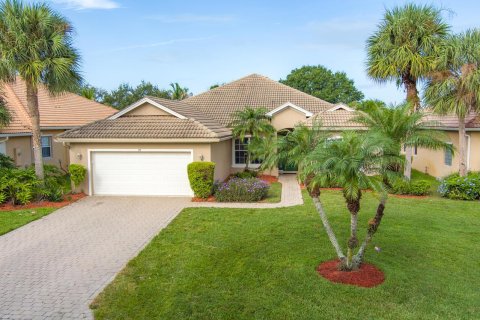 Casa en venta en Port St. Lucie, Florida, 3 dormitorios, 203.83 m2 № 2377020 - foto 3