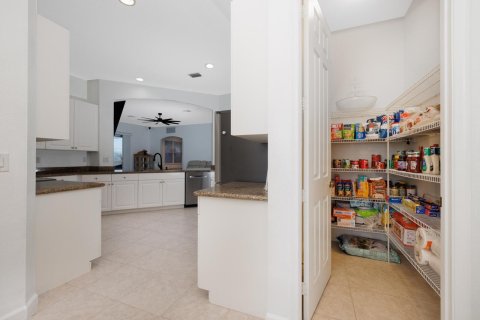 Casa en venta en Port St. Lucie, Florida, 3 dormitorios, 203.83 m2 № 2377020 - foto 19