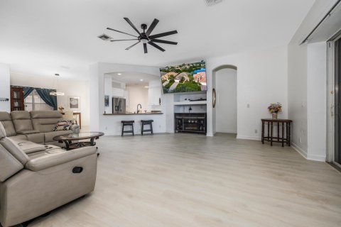 Casa en venta en Port St. Lucie, Florida, 3 dormitorios, 203.83 m2 № 2377020 - foto 13