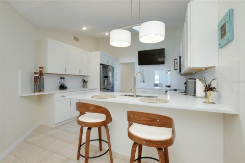 Villa ou maison à vendre à Sarasota, Floride: 3 chambres, 279.54 m2 № 2432582 - photo 25