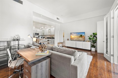 Copropriété à louer à Miami Beach, Floride: 70.61 m2 № 632516 - photo 16