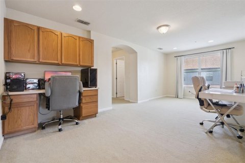 Adosado en venta en Kissimmee, Florida, 3 dormitorios, 193.79 m2 № 2313414 - foto 2