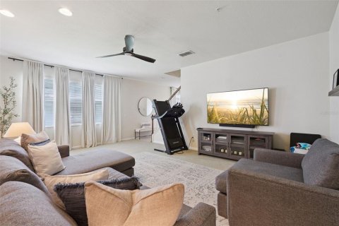 Adosado en venta en Kissimmee, Florida, 3 dormitorios, 193.79 m2 № 2313414 - foto 24