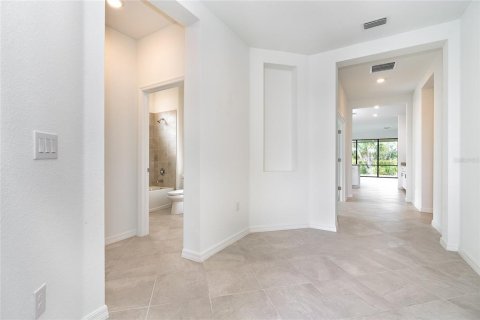 Casa en alquiler en Port Charlotte, Florida, 3 dormitorios, 202.25 m2 № 2094615 - foto 5