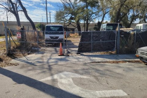 Commercial property in Orlando, Florida 85.93 sq.m. № 2212454 - photo 3