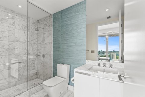Condominio en venta en Sunny Isles Beach, Florida, 3 dormitorios, 232.35 m2 № 1705794 - foto 27