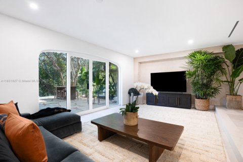 Townhouse in Palmetto Bay, Florida 3 bedrooms, 235.97 sq.m. № 1991844 - photo 24