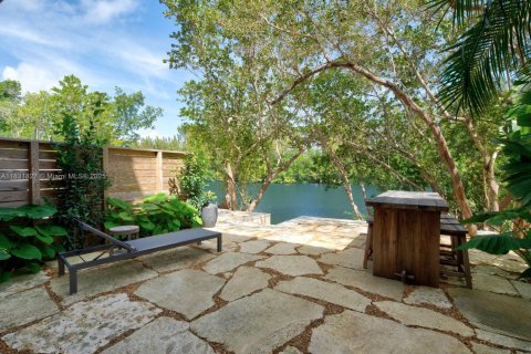 Townhouse in Palmetto Bay, Florida 3 bedrooms, 235.97 sq.m. № 1991844 - photo 25