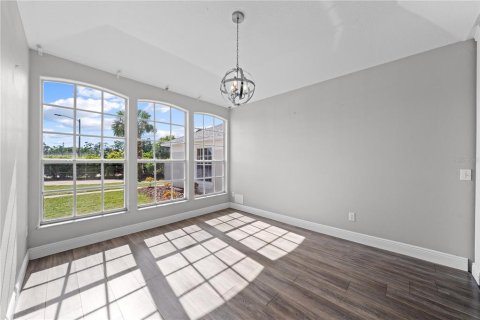 House in Orlando, Florida 4 bedrooms, 211.82 sq.m. № 1883334 - photo 9