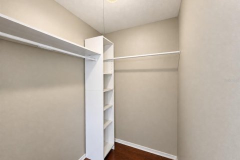 Condo in Gainesville, Florida, 2 bedrooms № 2389462 - photo 18