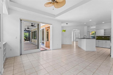 House in Sarasota, Florida 3 bedrooms, 205.04 sq.m. № 2291036 - photo 7