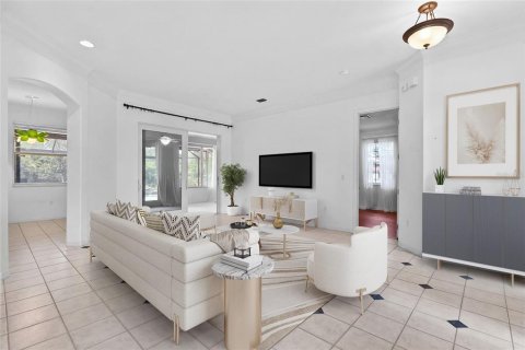 House in Sarasota, Florida 3 bedrooms, 205.04 sq.m. № 2291036 - photo 4