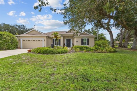 House in Sarasota, Florida 3 bedrooms, 205.04 sq.m. № 2291036