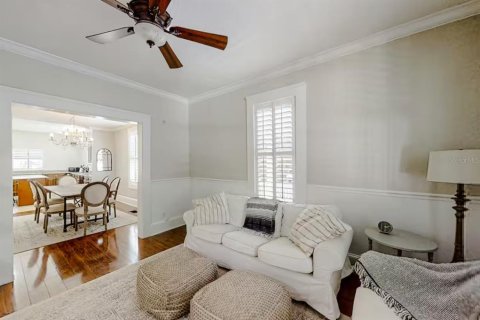 Villa ou maison à louer à Tampa, Floride: 4 chambres, 205.13 m2 № 1894499 - photo 5